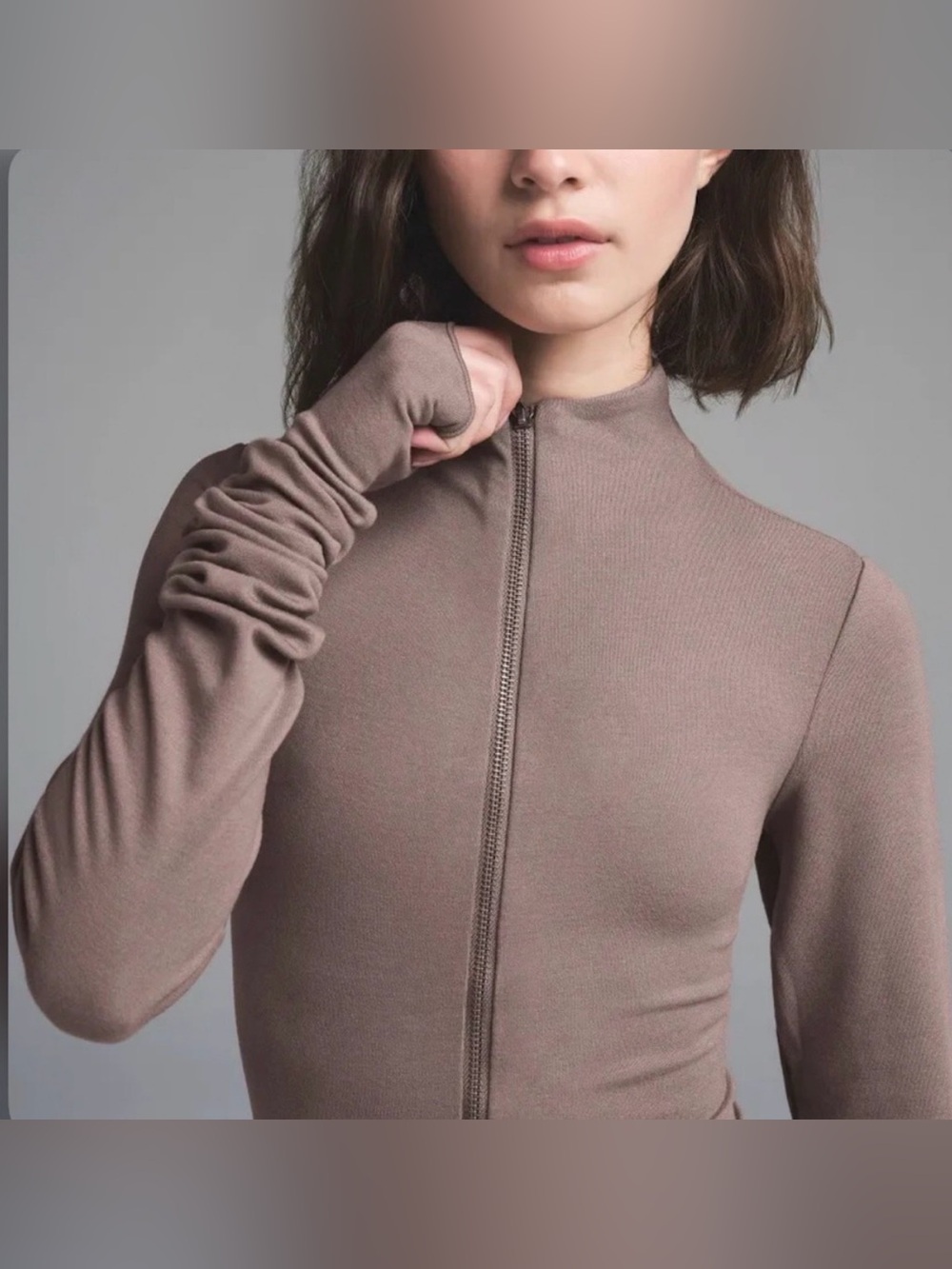 Skims cloud zip up top in amethyst